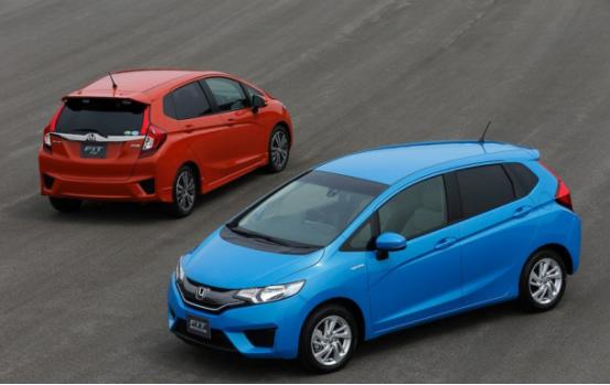 名爵3对比致炫油耗怎么样,飞度和名爵3哪个值得购买