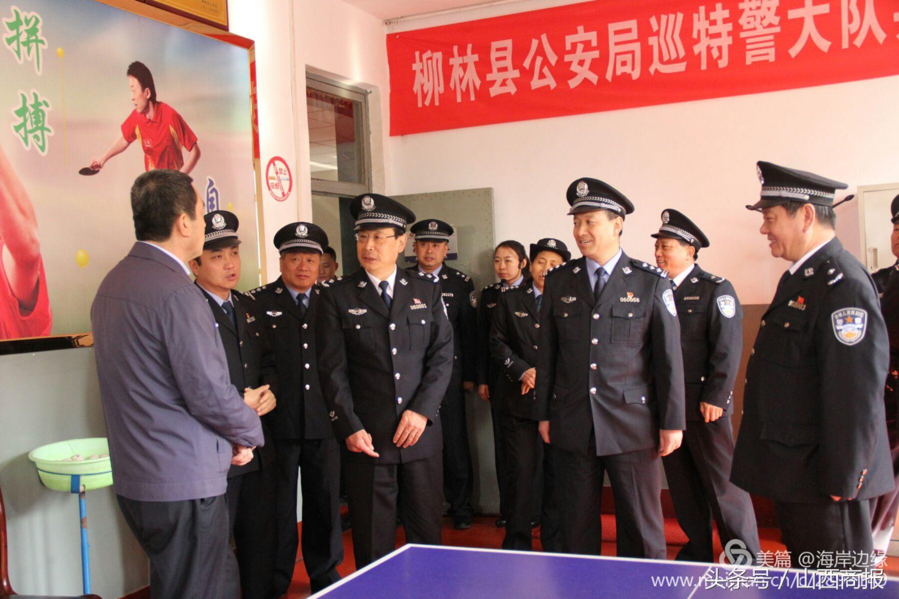 县公安局扎实开展警务实战大练兵,公安十九大忠诚保平安实战演练