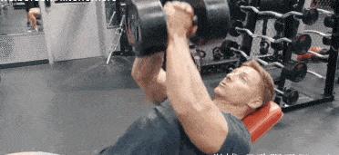 上斜哑铃飞鸟练得到胸部上中缝吗,用哑铃锻炼胸肌中缝最有效的方法