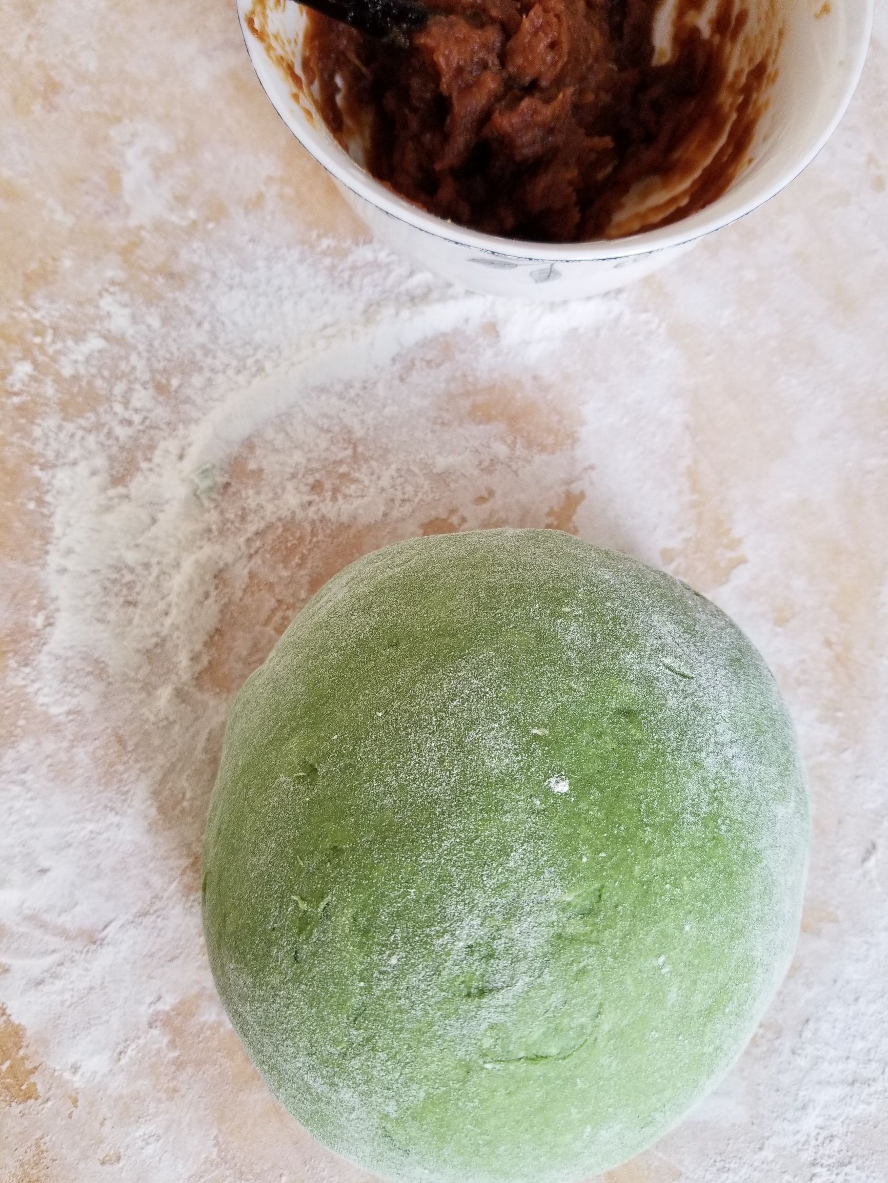 蛋清过敏宝宝的辅食,8-9个月鸡蛋过敏的辅食怎么做