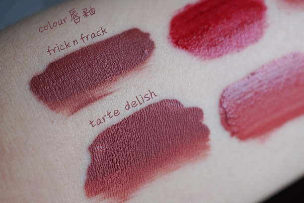 你的好友向你泼了一桶水,你的朋友向你撒狗粮