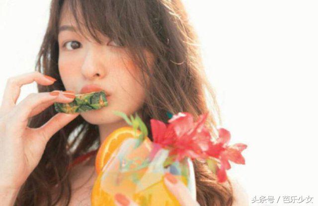 好冷冷冷冷~来一杯女明星最爱的“橙汁妆”吧