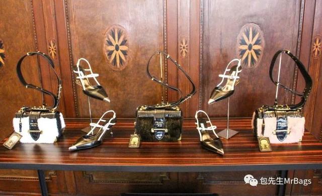 prada三合一小牌子,prada官方旗舰店包包