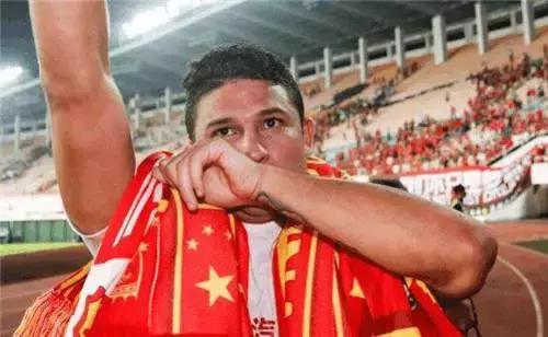 埃神愿为中国队效力言论引热议,这样的国家队您习惯吗?