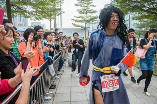 又到跑马拉松季节蠢蠢欲动,马拉松比赛来了你准备好了吗