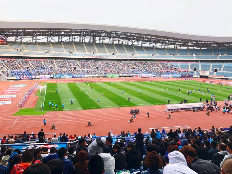 颜强职业足球比赛视频,颜强体育专栏完整视频