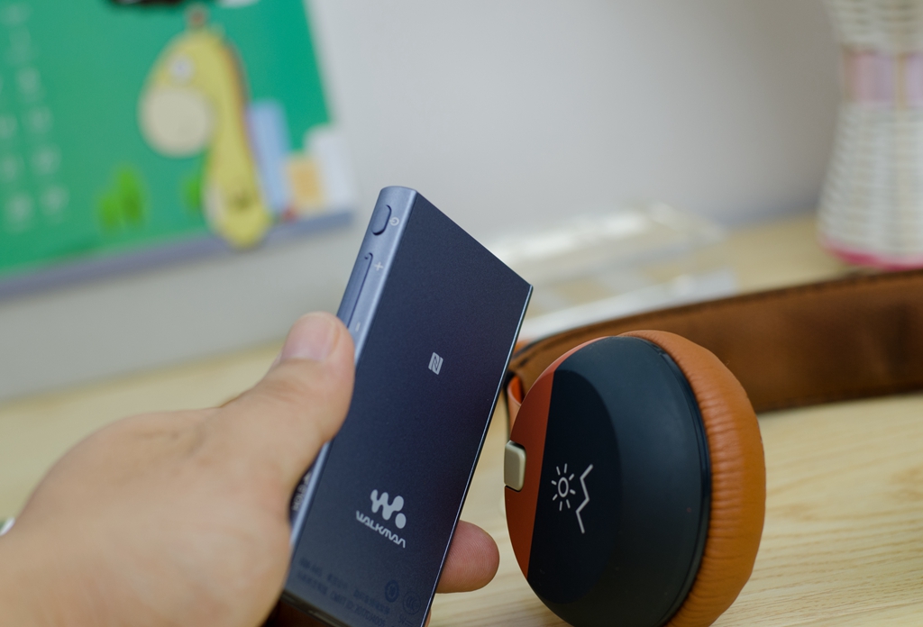 iPod已去，信仰不灭！索尼中端*放播**器值得买么？