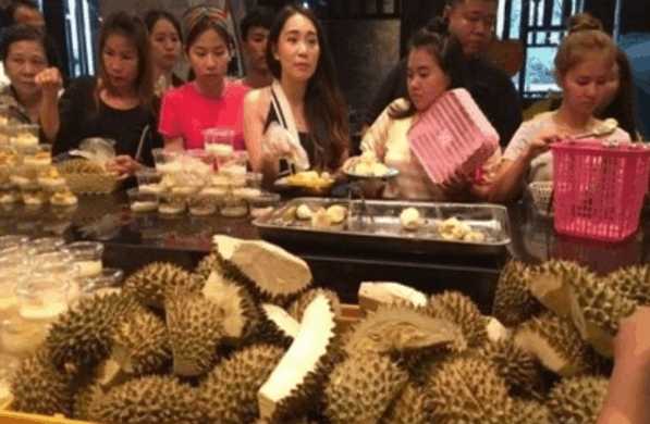 泰国榴莲自助餐58元一个,泰国榴莲自助餐