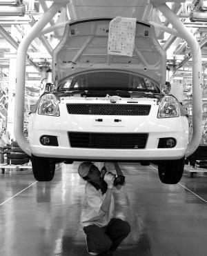 汽车轻微托底有没有问题,汽车托底怎么自救