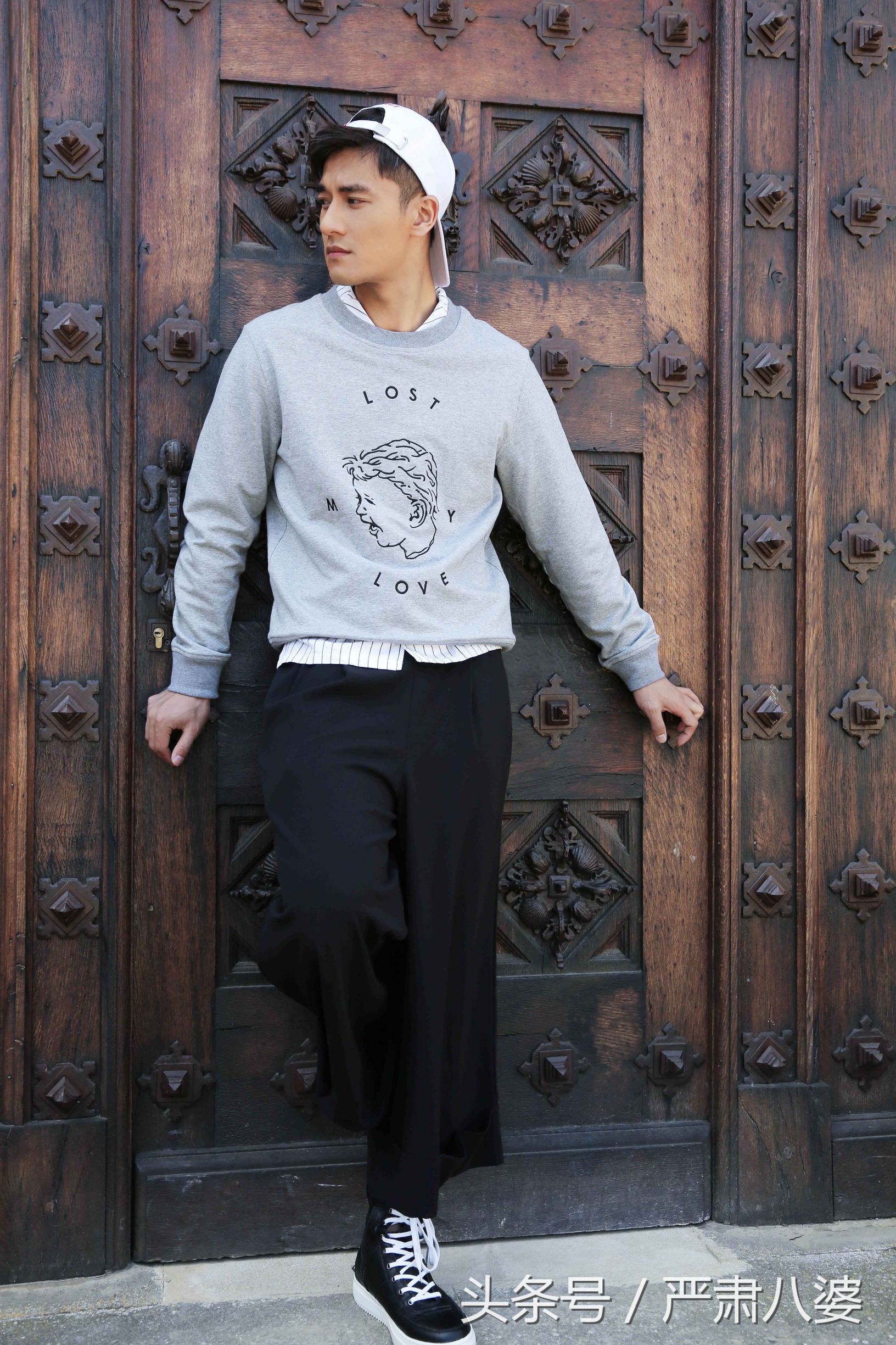 《遇见足球城》酒庄调酒郑凯勇做“前锋”示范队友