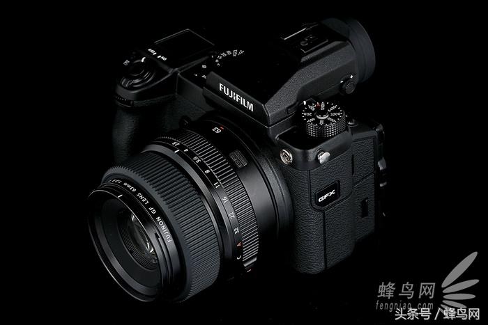 富士中画幅gfx50sii视频评测,富士gfx50s二代高感和全画幅对比