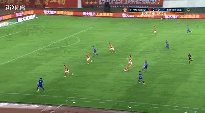 这货有毒！他是恒大七连冠最大的瑕疵