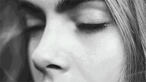 温水可卸妆浓密卷翘防晕染睫毛膏,一款不晕染好卸妆的睫毛膏