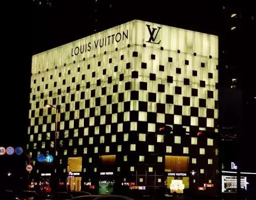 深圳买衣服的最佳选择地,深圳散客买衣服最便宜的一条街