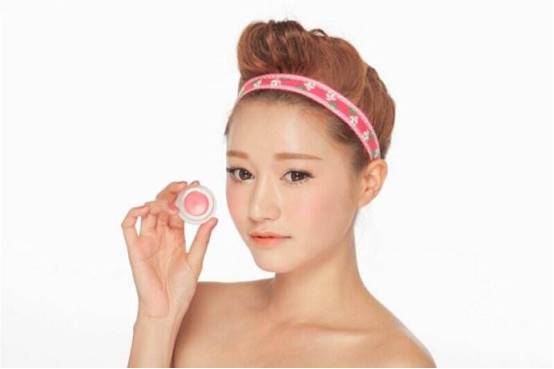 如何让脸型变窄变长,脸太窄了显得好长该怎么办