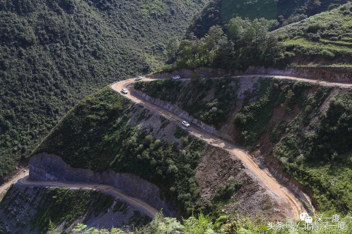 鹿晗泥坑,鹿晗在泥坑里