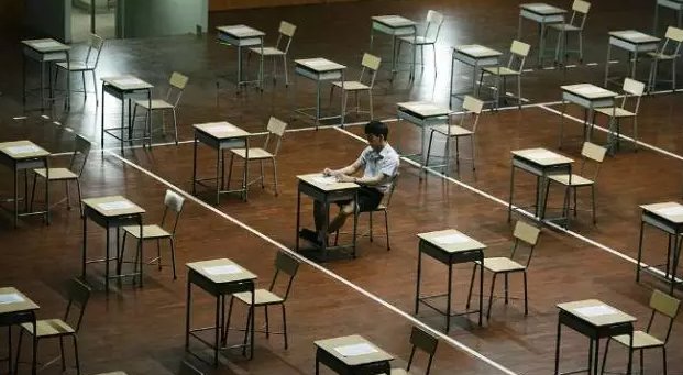 天才枪手剧版解析,天才枪手剧情瑕疵