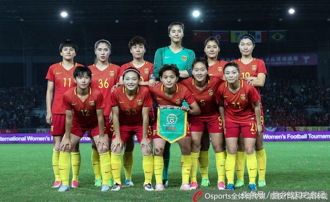 女足2比1逆转,女足0-2落后最后一刻3-2逆转