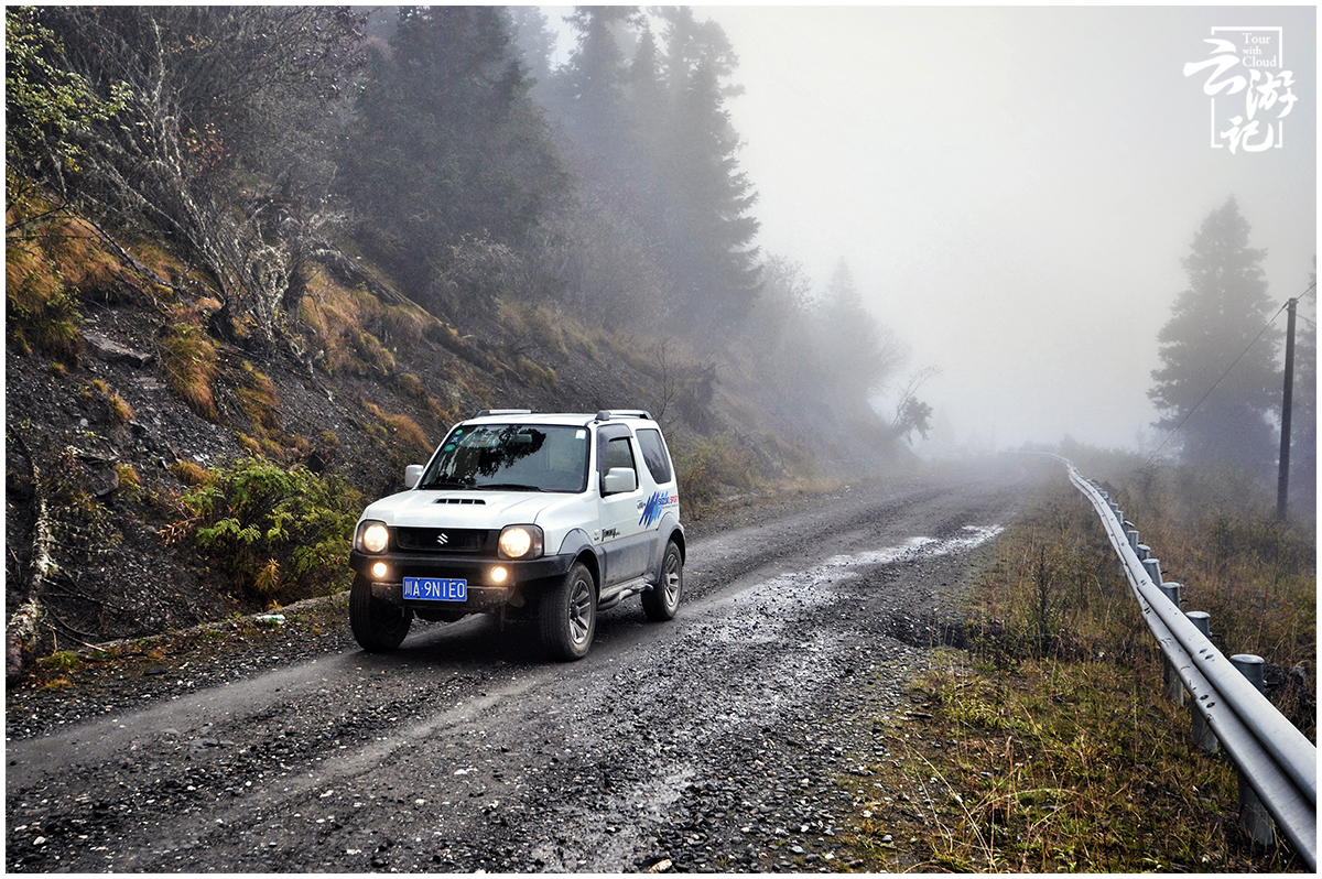 川西小环线4天自驾最佳红叶路线,川西红叶