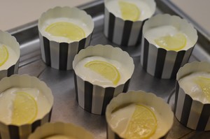 又香又软的纸杯蛋糕,超级松软的云朵蛋糕