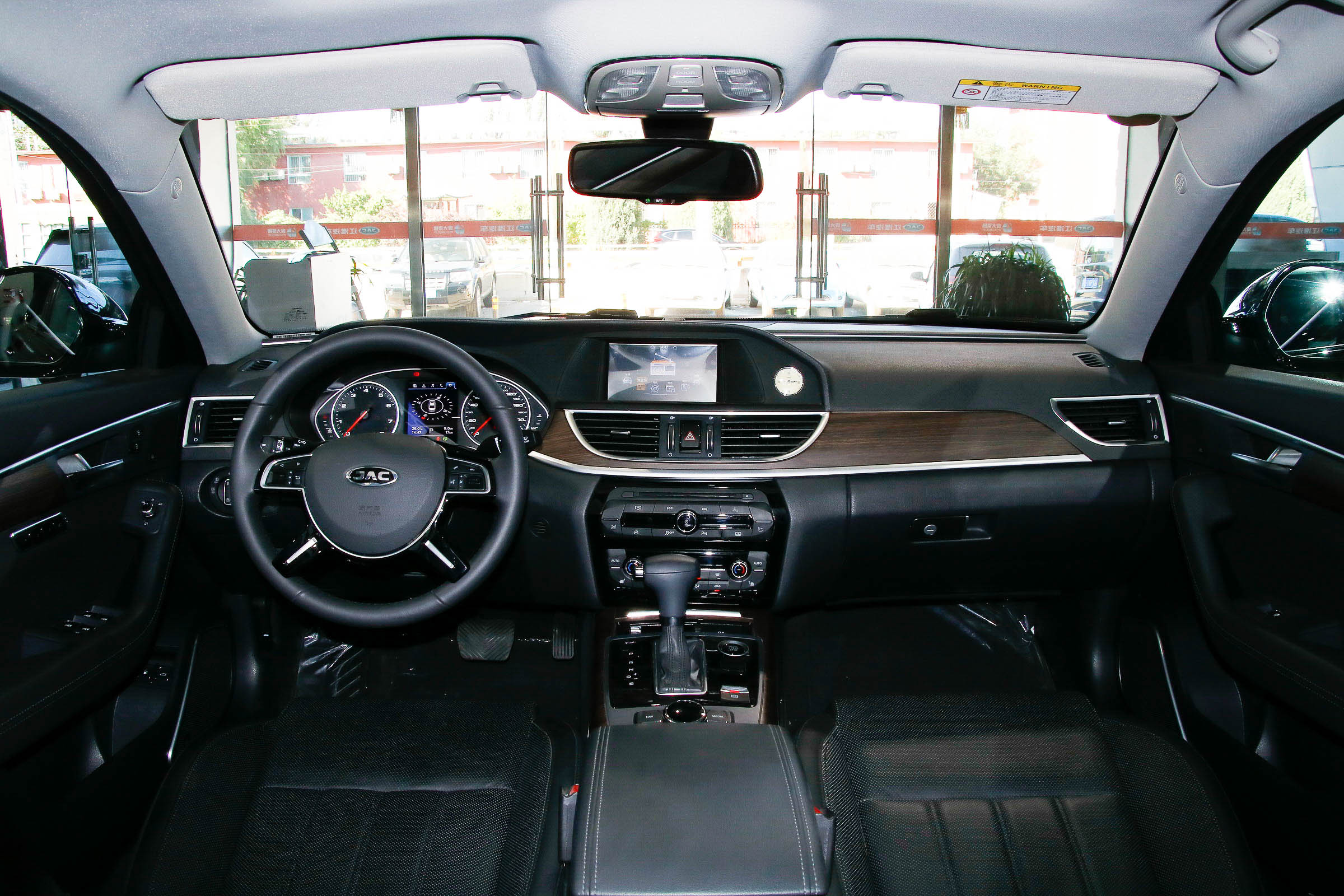 瑞风a60新老款,瑞风a60到底如何