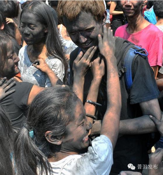 墨江双胞胎节狂欢视频,相约五一云南墨江双胞胎节