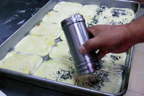 活久见！这年头，吃个烧饼居然也要代购了？