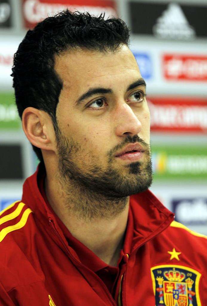 吹梅西的球员教练,吹梅西的名宿语录