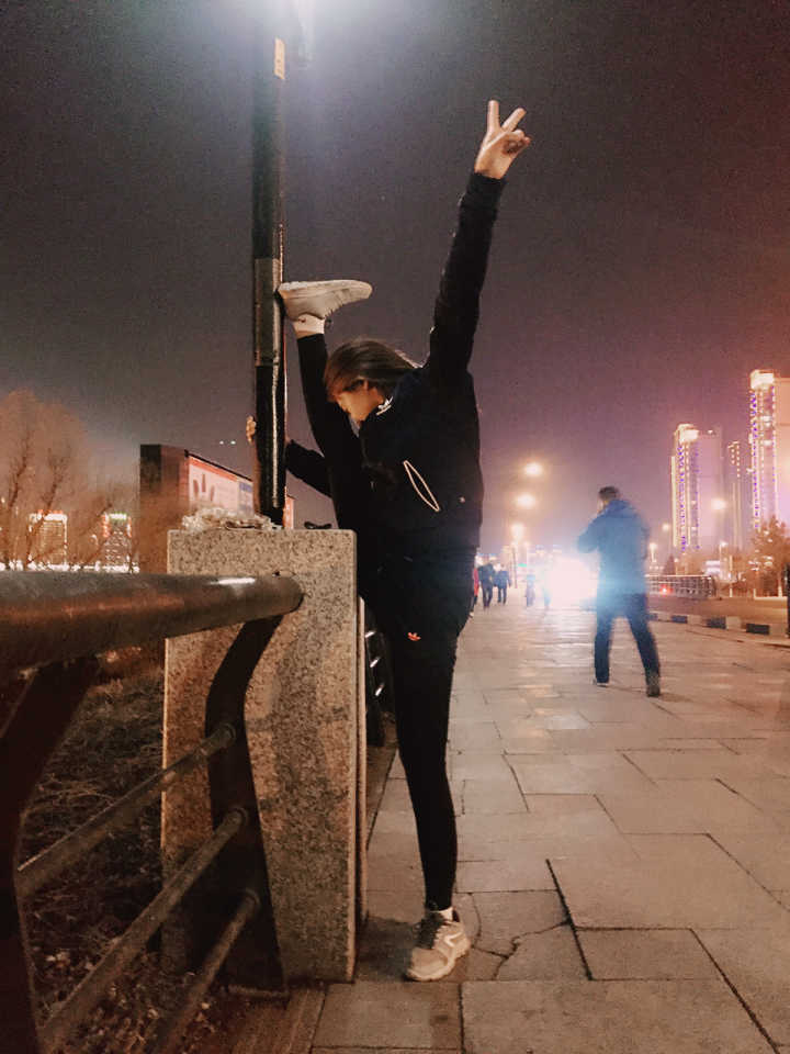 女学生怎么一步步变精致变美,女生是如何一步步变美