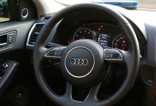 2017年奥迪q5进取型内饰功能介绍,奥迪q5的用车小技巧