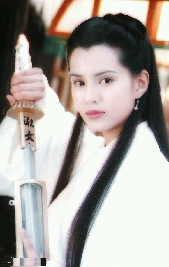 射雕三部曲“十大异器”：无坚不摧五利器，坚不可破五神器