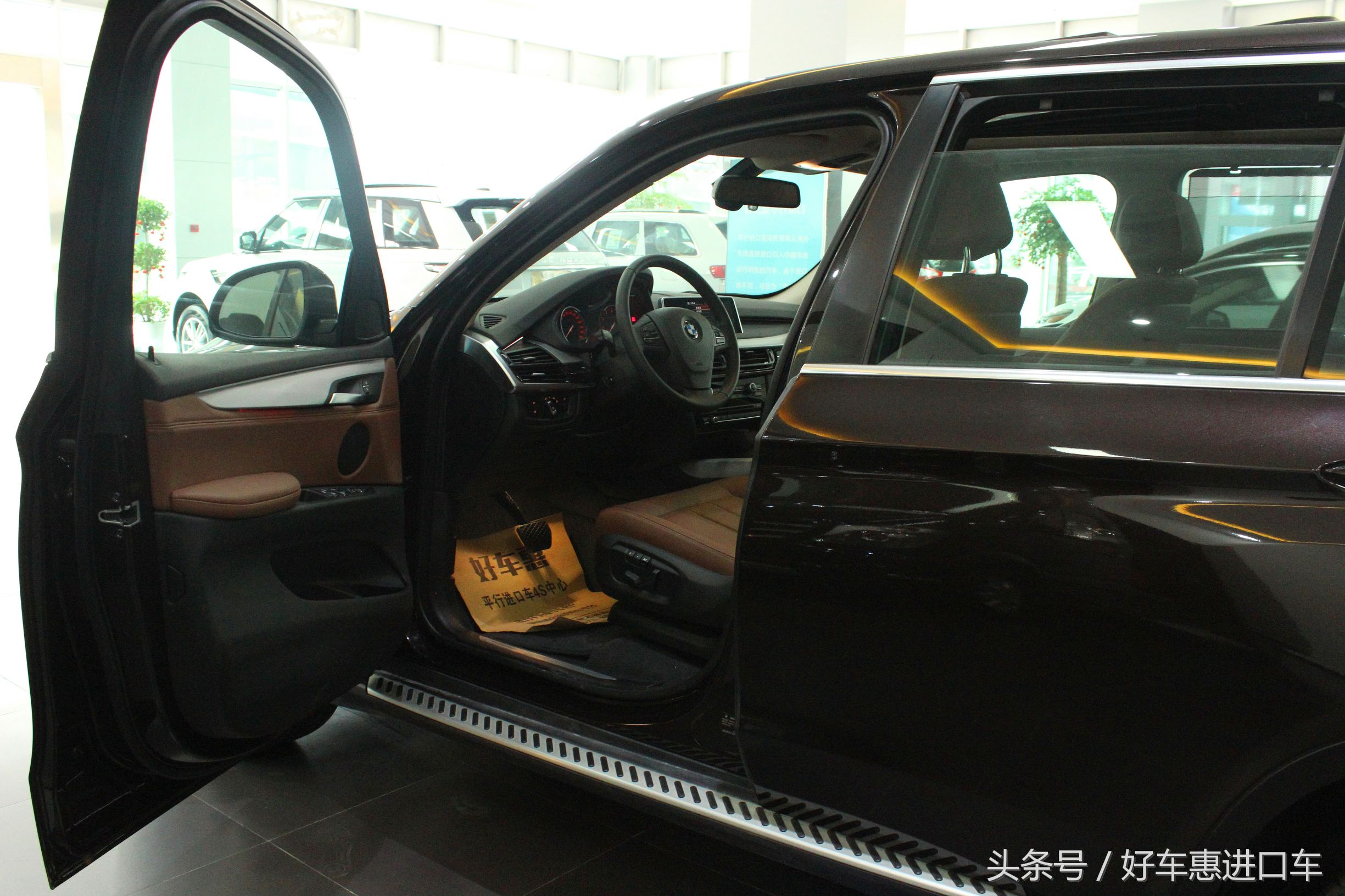 一分钟看懂宝马x5,中东版宝马x5测评视频