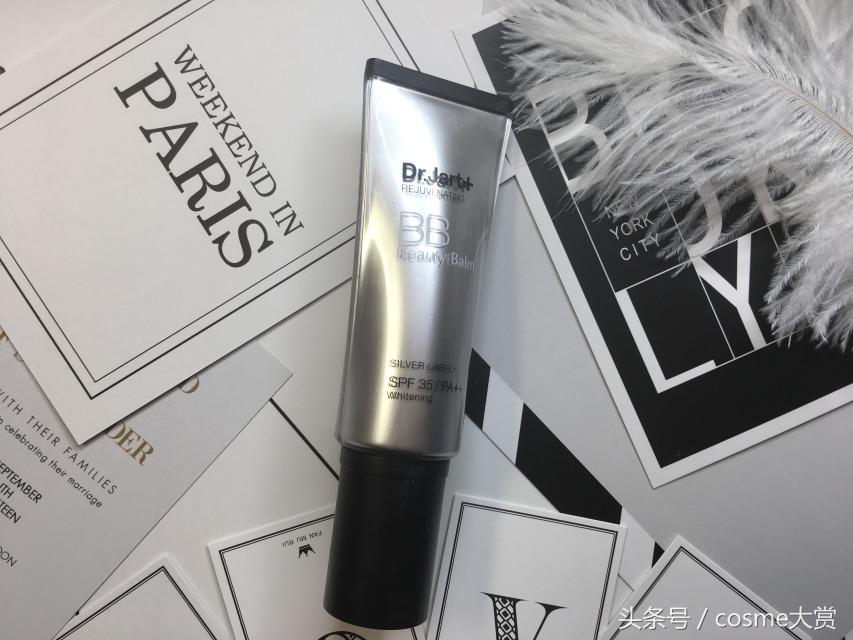 新手淡妆化妆简单步骤,新手学化妆必备品和步骤