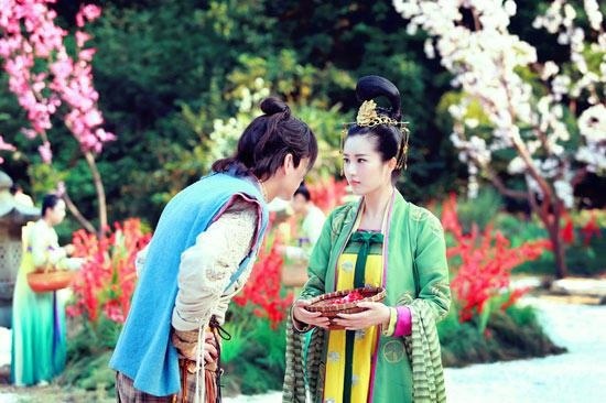 射雕三部曲“十大异器”：无坚不摧五利器，坚不可破五神器