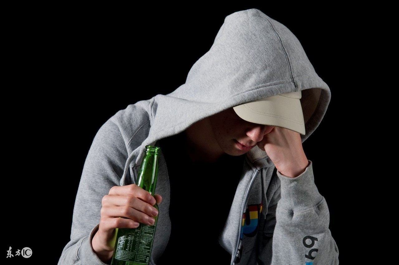 白酒的勾兑和纯粮食酒怎么区分,怎么区分纯粮食白酒和酒精勾兑酒