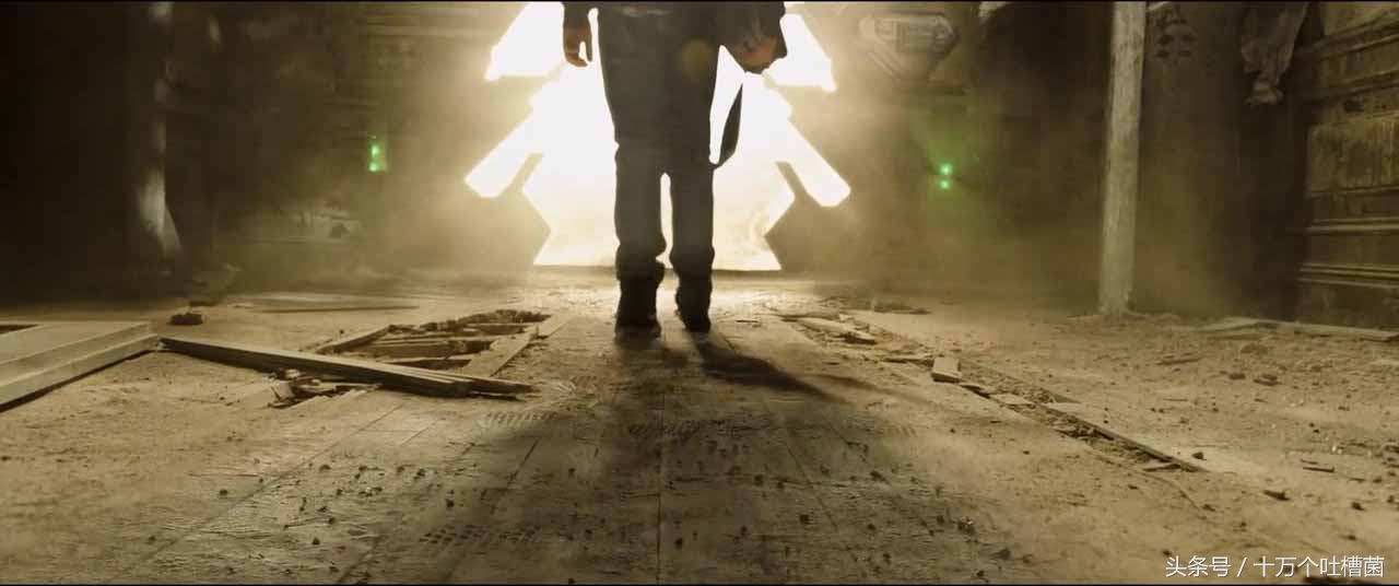 本能比肩《指环王》的一部神作，就这么被索尼影业拍砸了……