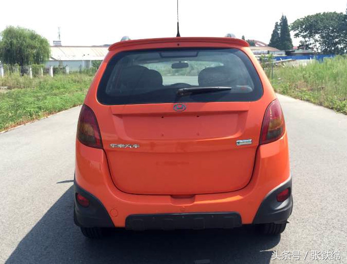 看起来像豪车的车标,看车标是豪车