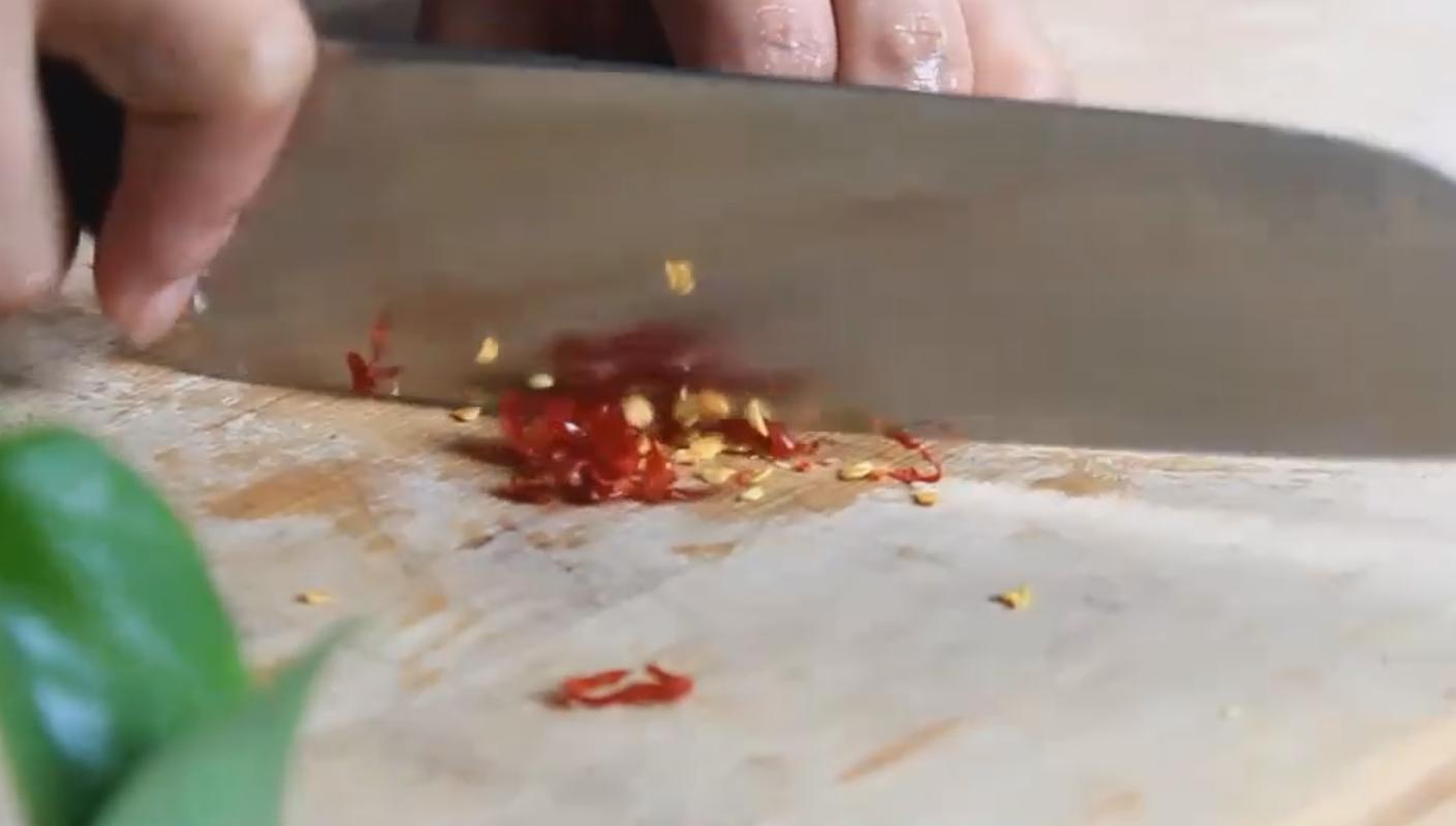 鸡心鸡肝鸡胗的凉拌家常做法,凉拌鸡胗看着就有食欲