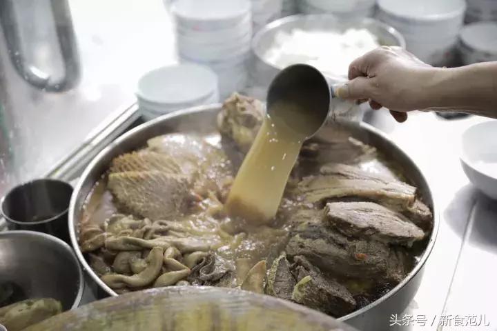 恭喜米其林香港，终于集齐“粥粉面饭”四大金刚