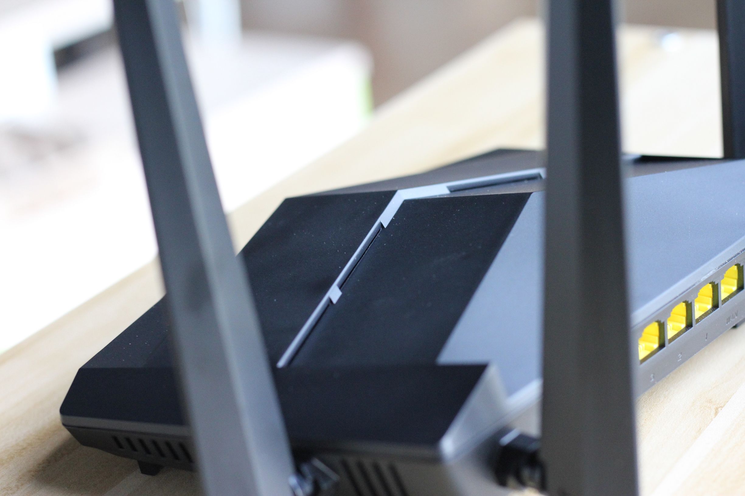 腾达ac10千兆路由器穿墙,腾达ac10与小米4a穿墙效果