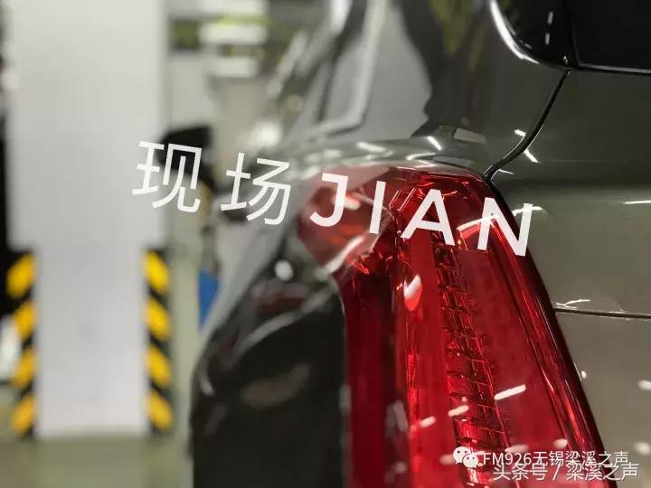 凯迪拉克刚开一个月竟被抢，连带两万元现金“远走高飞”……