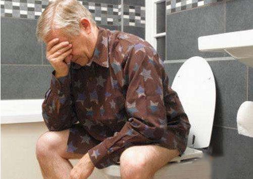 老年人便秘慎服牛黄上清丸