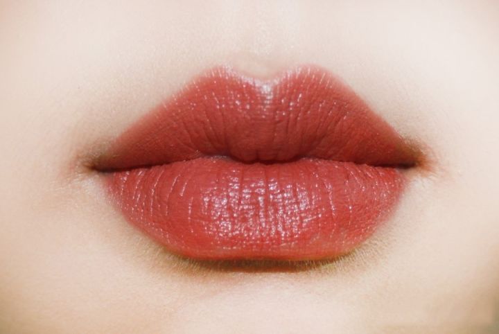 今年秋冬最显白的口红种草必备,秋冬显白口红色号推荐
