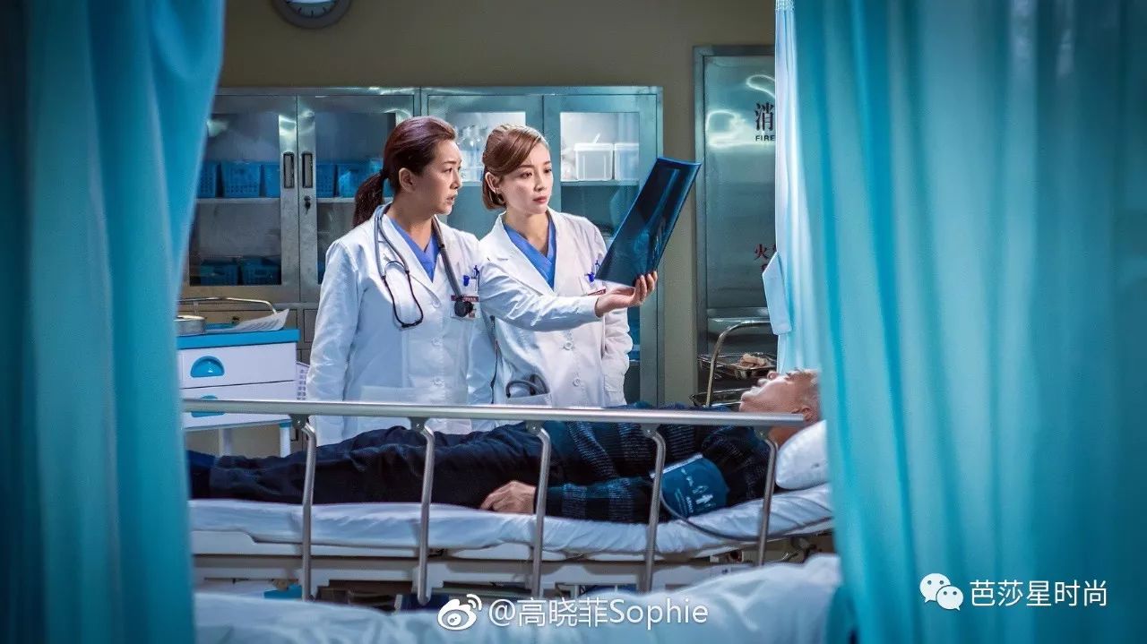 这一次,医疗电视剧可不止是医生们在谈恋爱了!