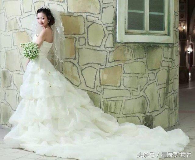 十二星座的婚纱谁的最漂亮,十二星座的婚纱最好看