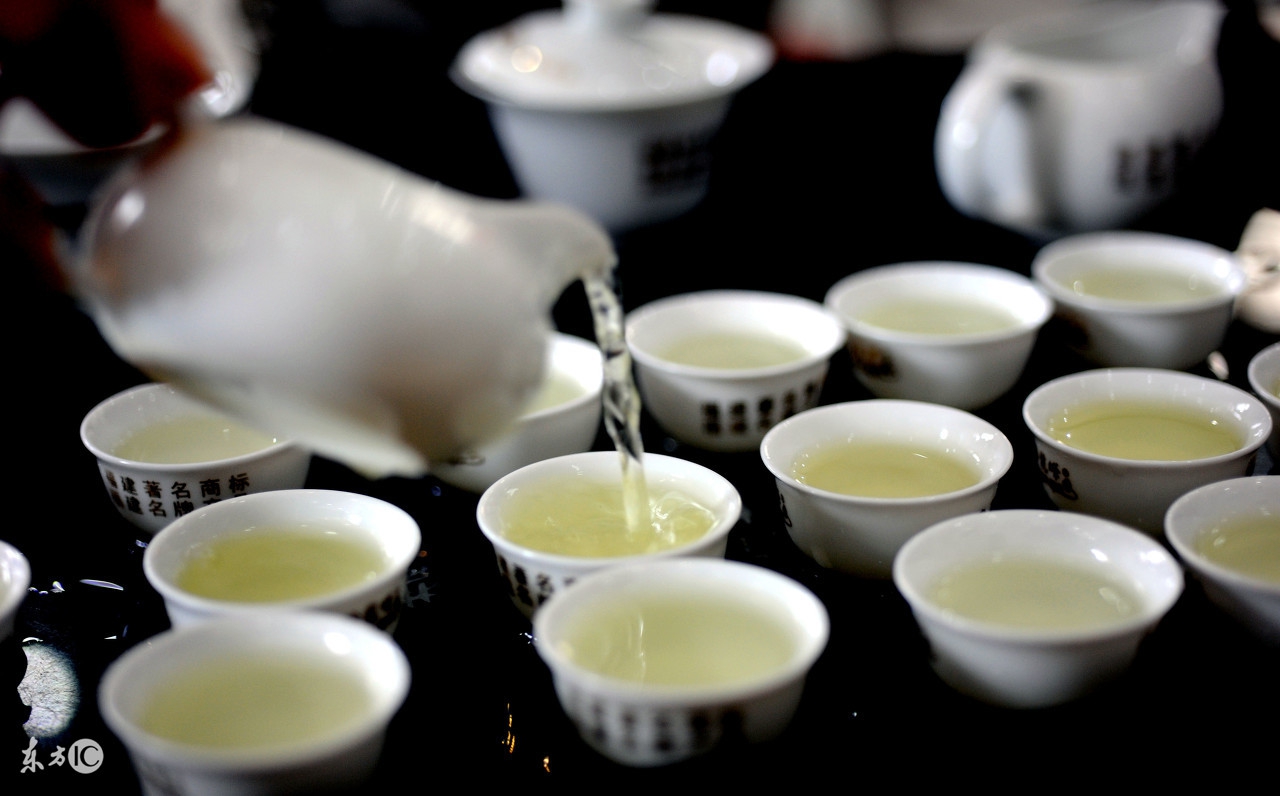 十大名茶金骏眉铁观音红茶龙井,四大名茶铁观音和红茶