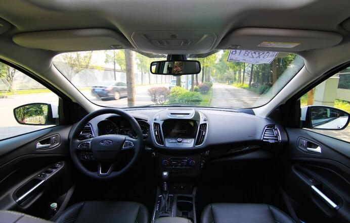 翼虎配1.5T发动机拥有181马力，在同级别动力最强劲