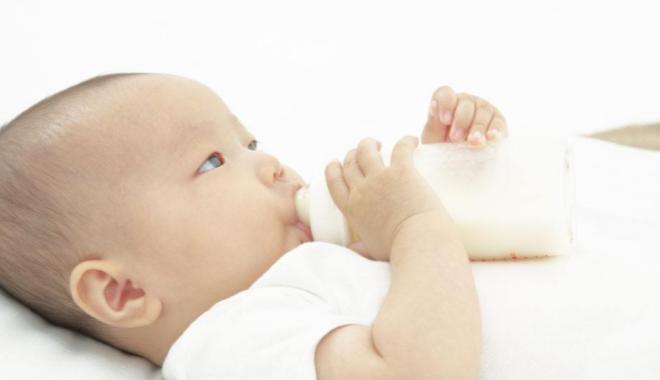 8个月宝宝幼儿急疹,八个月宝宝急疹