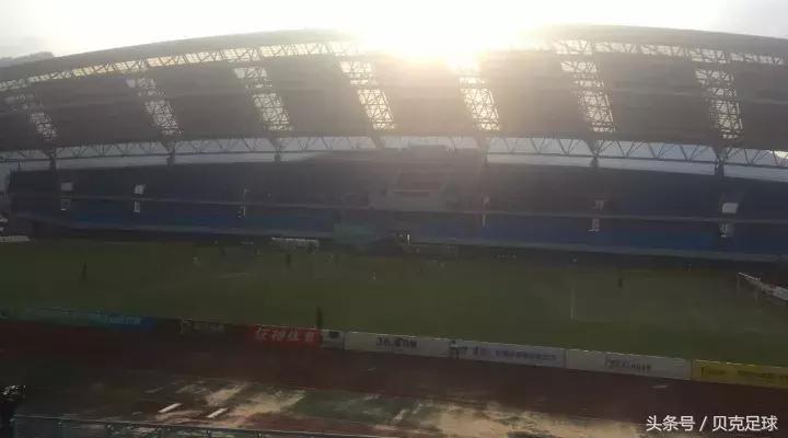 四声哨响，一句叹息：一位福建球迷在冲乙失败后的真实自白