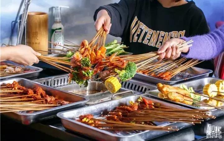 成都串串界的“龙头老大”—可以撸到嗨的串串来天津奥城啦！